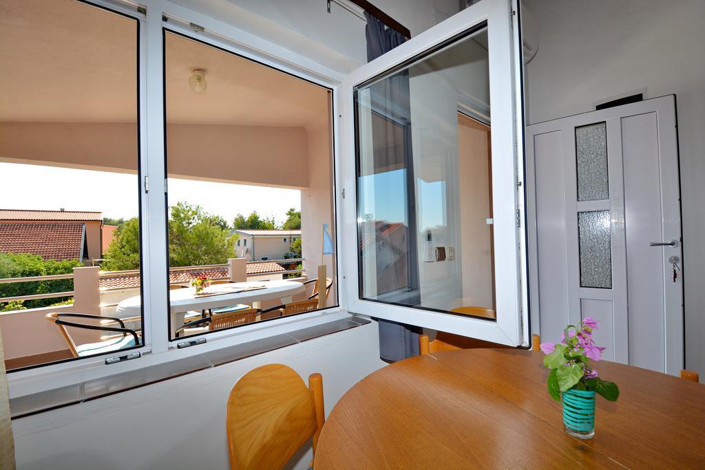 Apartment Marijana Vir Eksteriør bilde