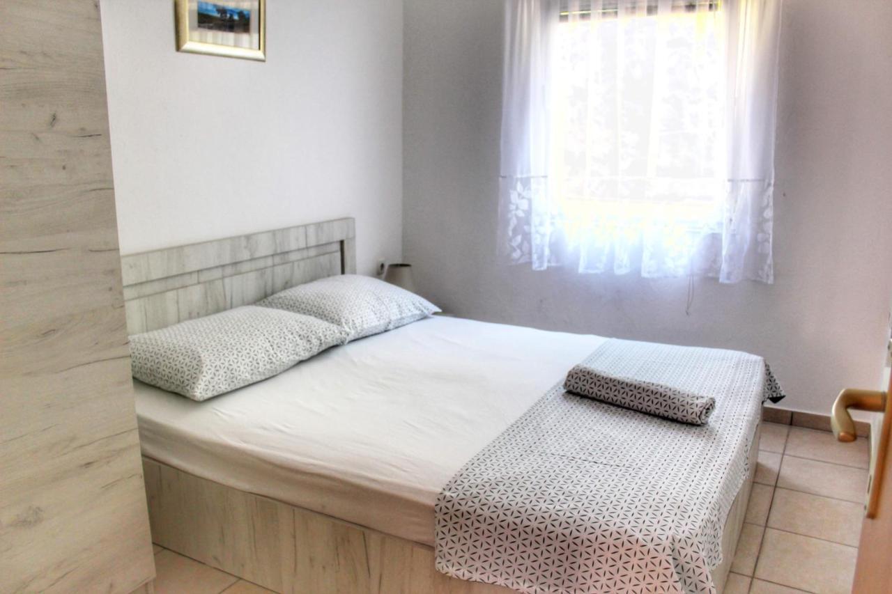 Apartment Marijana Vir Eksteriør bilde
