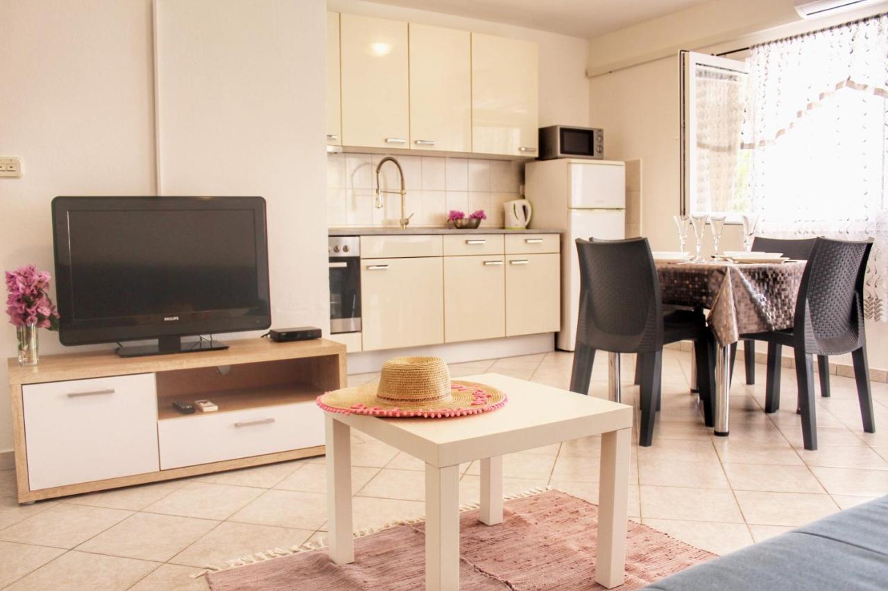 Apartment Marijana Vir Eksteriør bilde