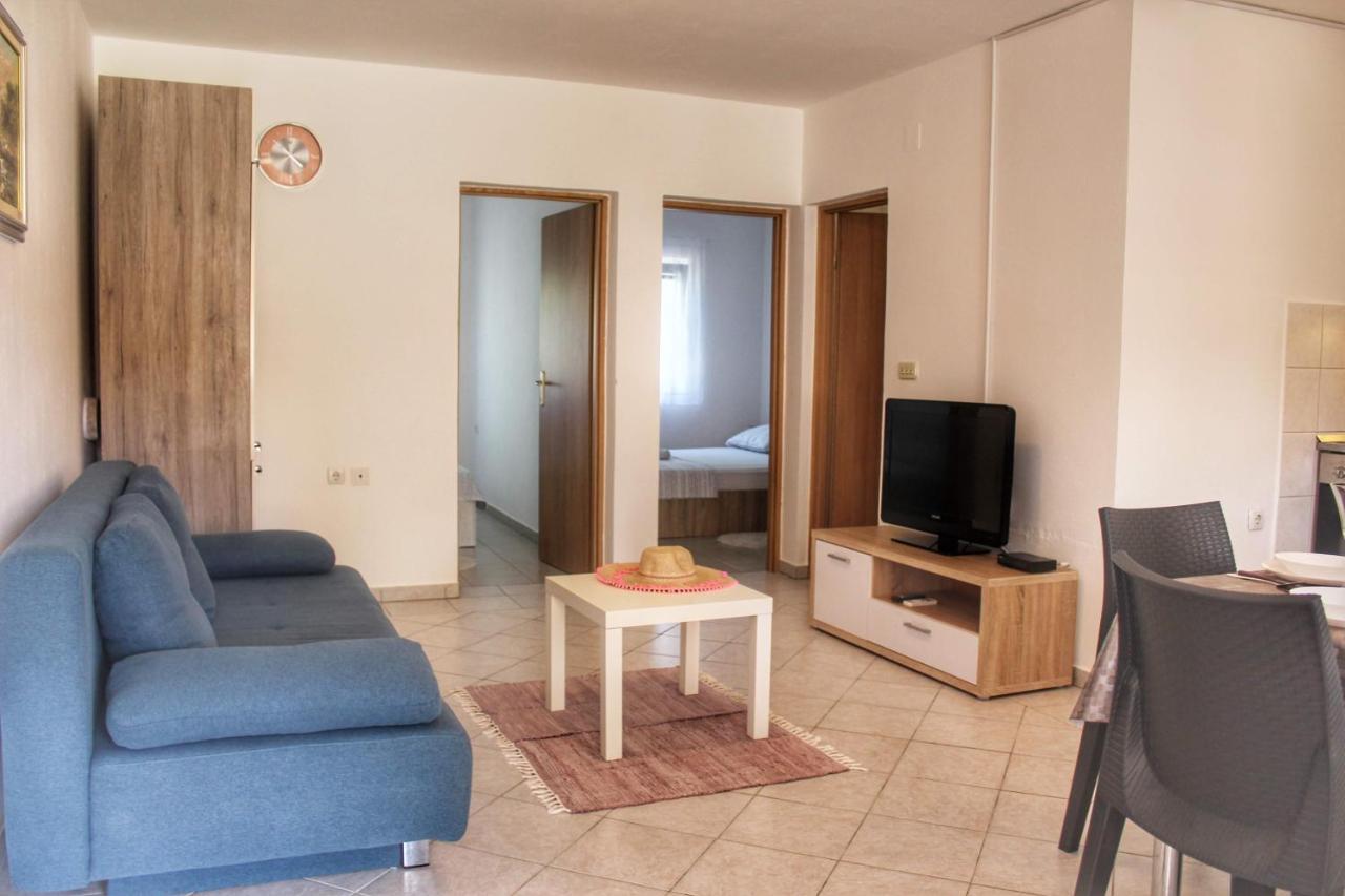 Apartment Marijana Vir Eksteriør bilde